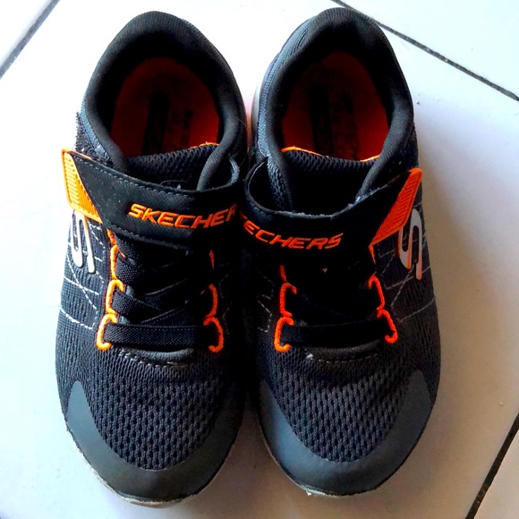 Lightly use. Size 12 - Picture 1 of 6